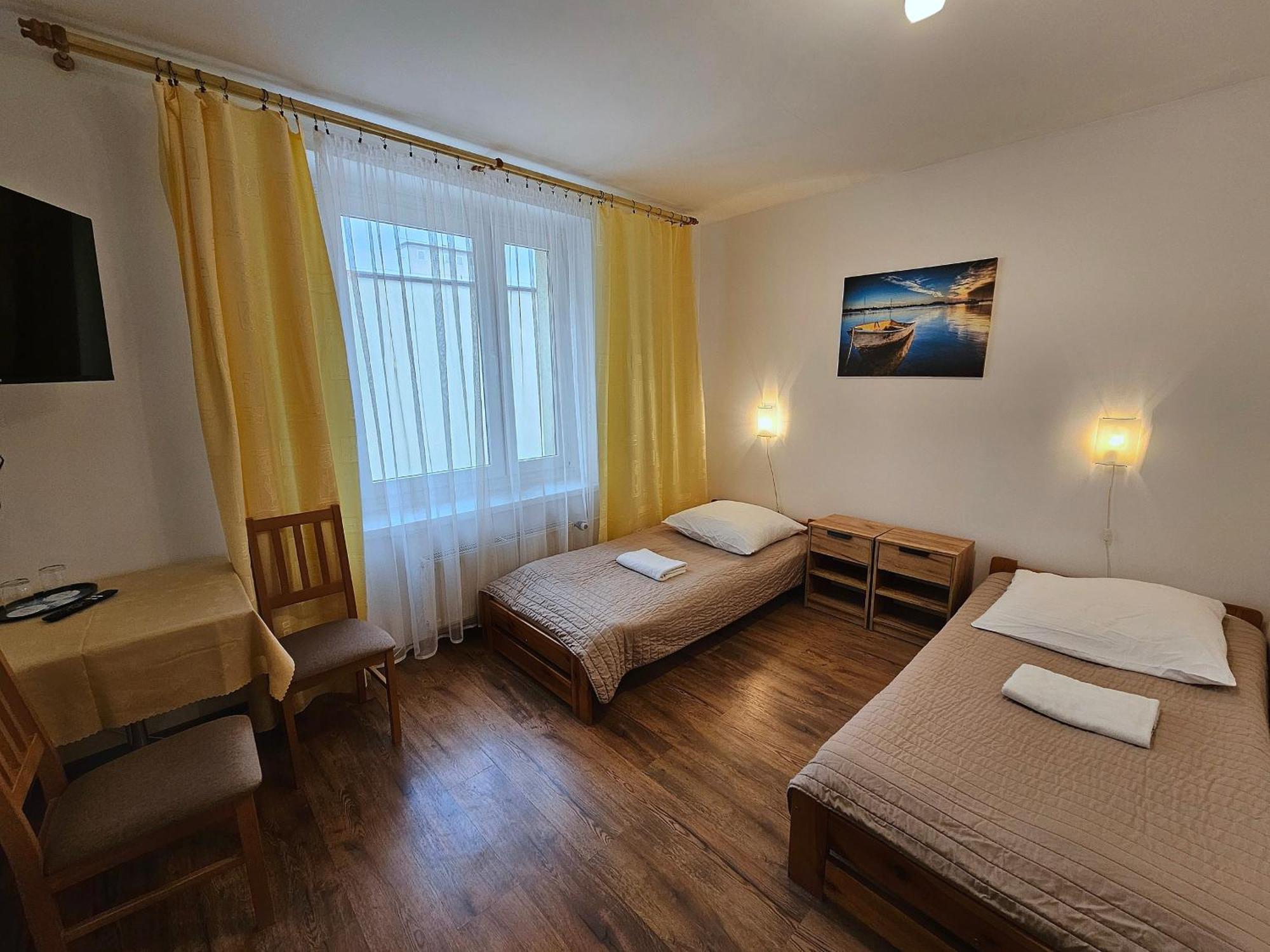 Hotel Eden 24H Жешов Екстериор снимка